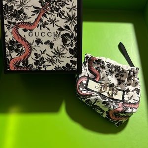 Gucci 925 silver stud earrings